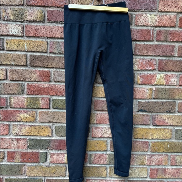 Aurola Black Leggings - Picture 1 of 5